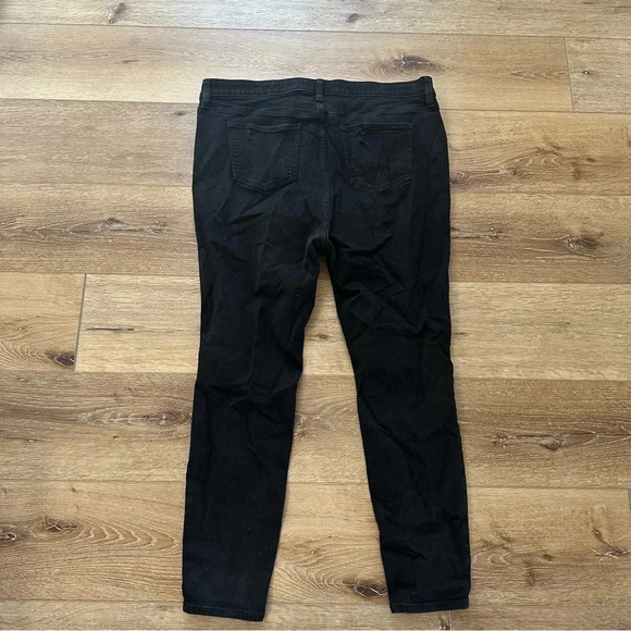 Torrid Premium Black Distressed Skinny Jeans Size 16 - Picture 10 of 10